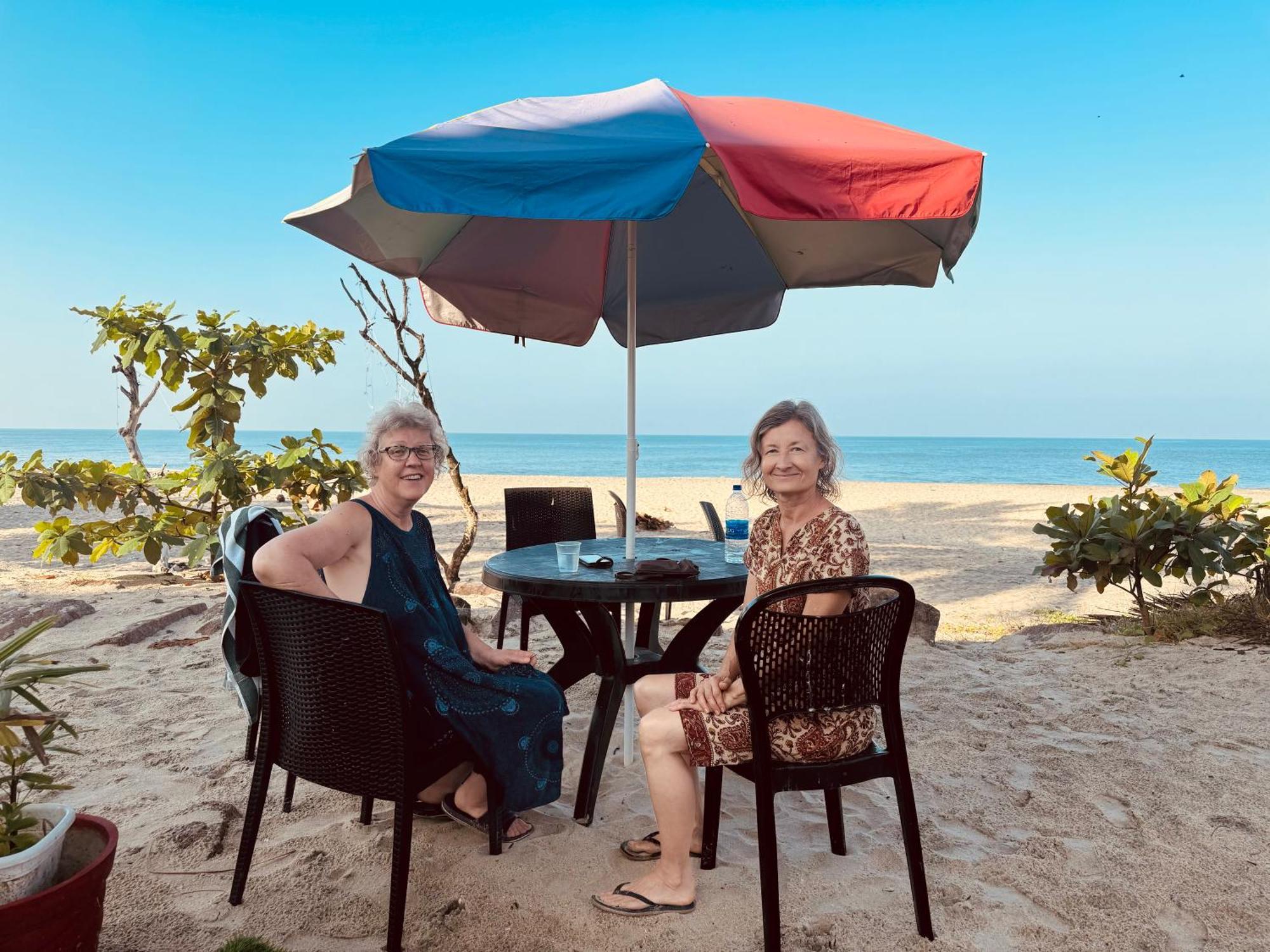 Alivious Beach Homestay Alappuzha Экстерьер фото